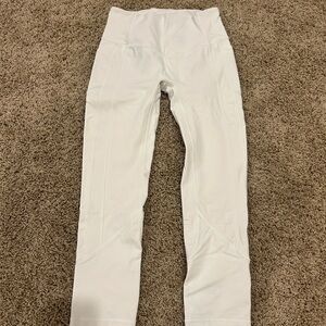 Lululemon White High-Waisted Leggings